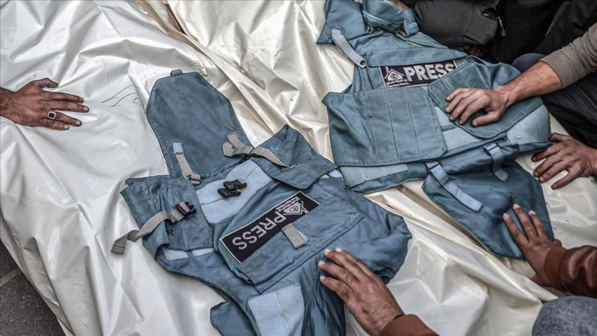 Gazze’de gazeteci katliamı: Ölü sayısı 221’e yükseldi