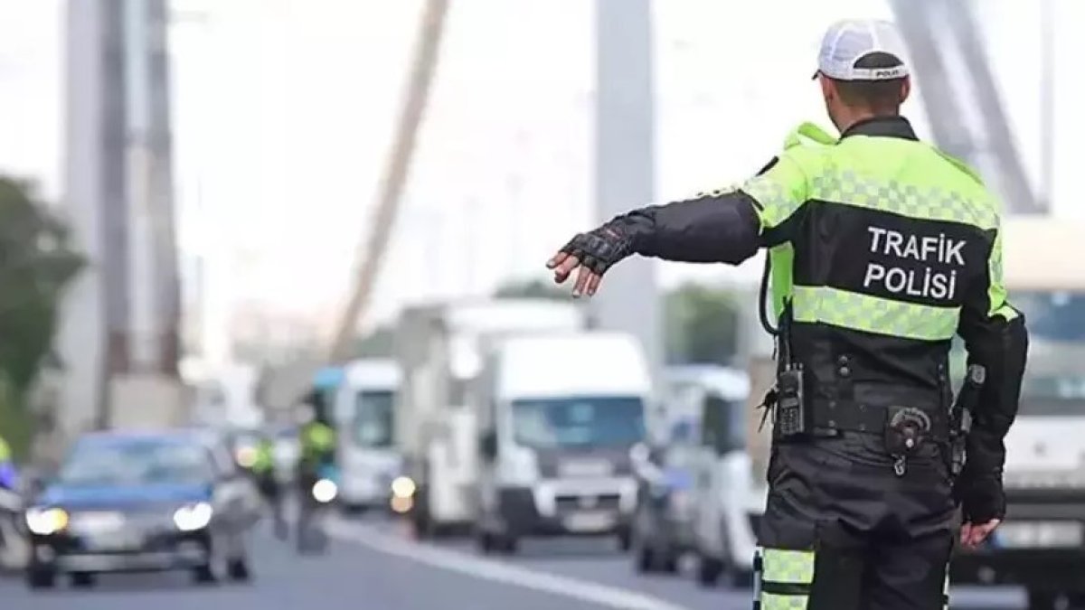 Trafikte yeni dönem: Kurallar sertleşti, cezalar katlandı