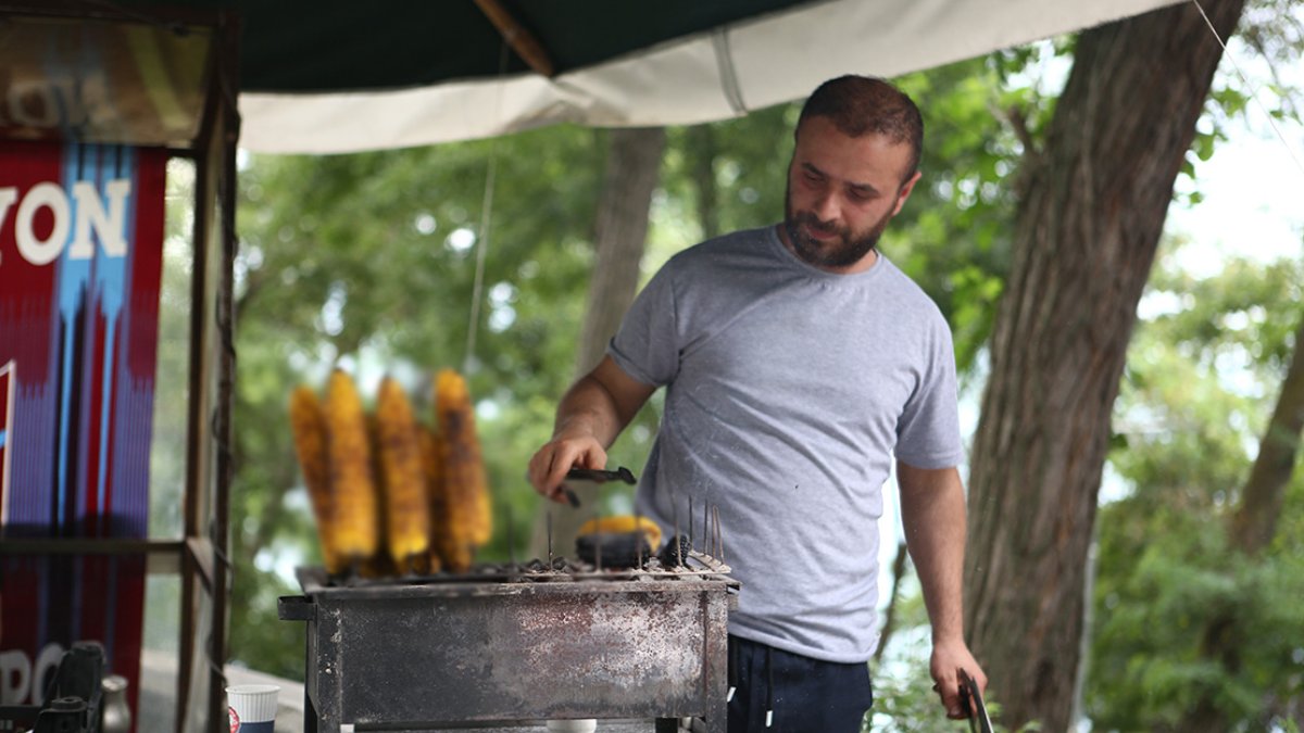 Akdeniz’den getirildi Samsun’da satıldı! Erkenci ürünler tanesi 60 TL’den tezgaha çıktığı gibi bitiyor