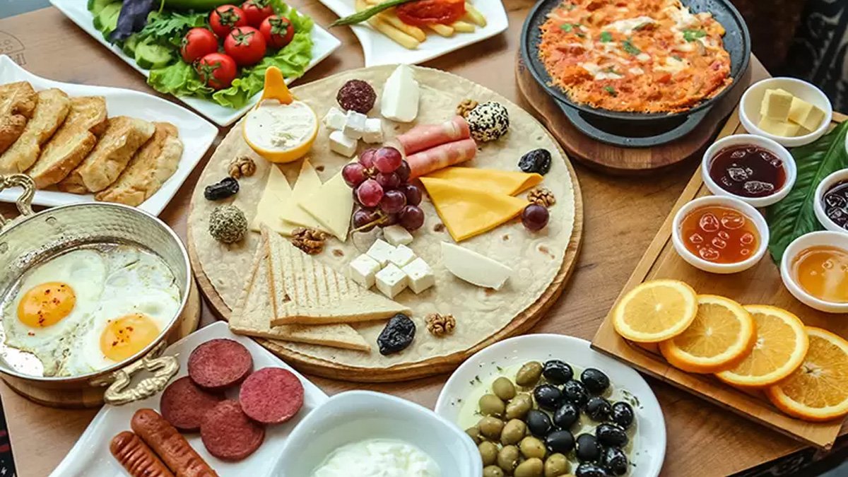 Her sabah sofraya koyuyoruz ama vücudumuza neler yaptığını bilmiyoruz! Uzmanlar uyardı: Bağırsaklara sessizce zarar veriyor!