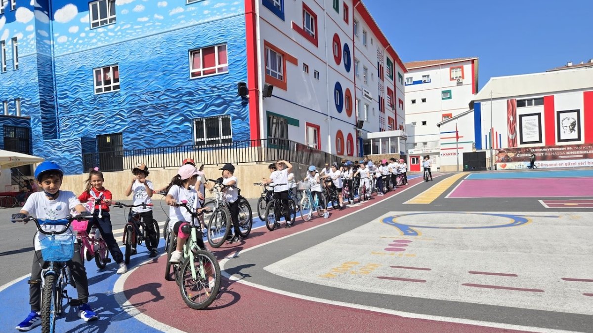 Türkiye Bisiklet Federasyonu, 3 Haziran Dünya Bisiklet Günü’nü  anlamlı bir etkinlikle kutluyor! Pedallar geleceğe dönüyor