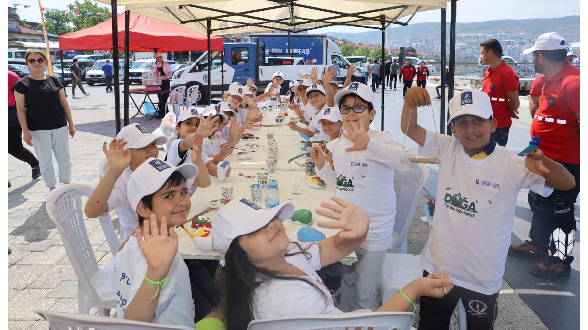 Gemlik Körfezi’nde dalgıçlardan dip temizliği