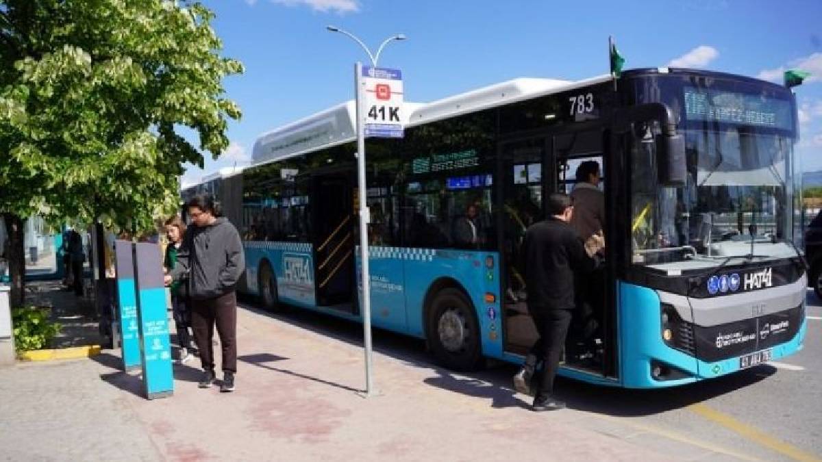 Ulaşımda büyük değişiklik hayata geçirildi! ‘Gittiğin kadar öde’ devri: Fazlası karta iade edilecek!