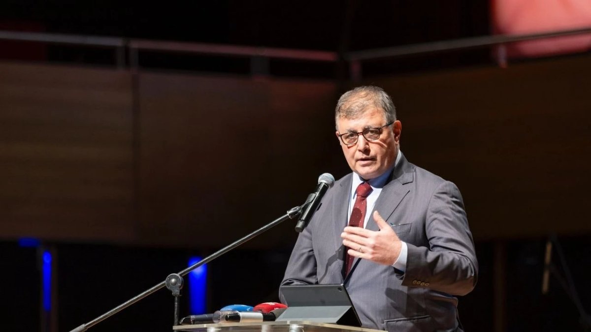 İzmir’deki grevde yeni gelişme... Cemil Tugay: Teklifimizi biraz daha yükselttik