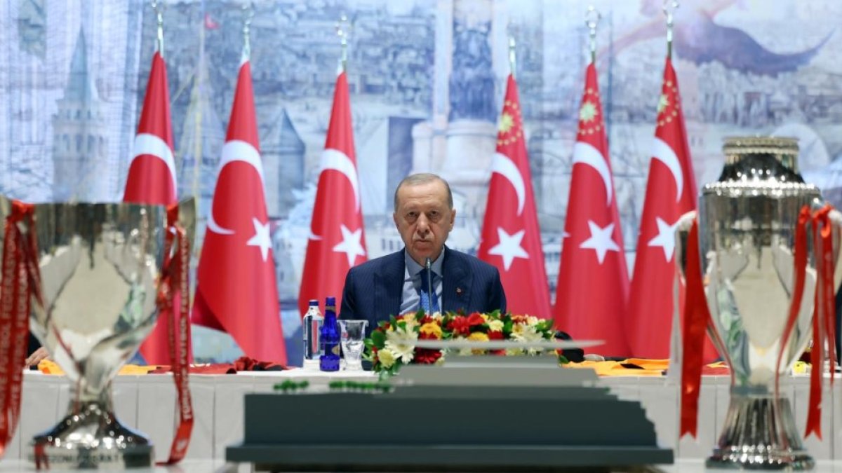 Erdoğan: Sporda Türkiye’yi farklı bir seviyeye taşıdık