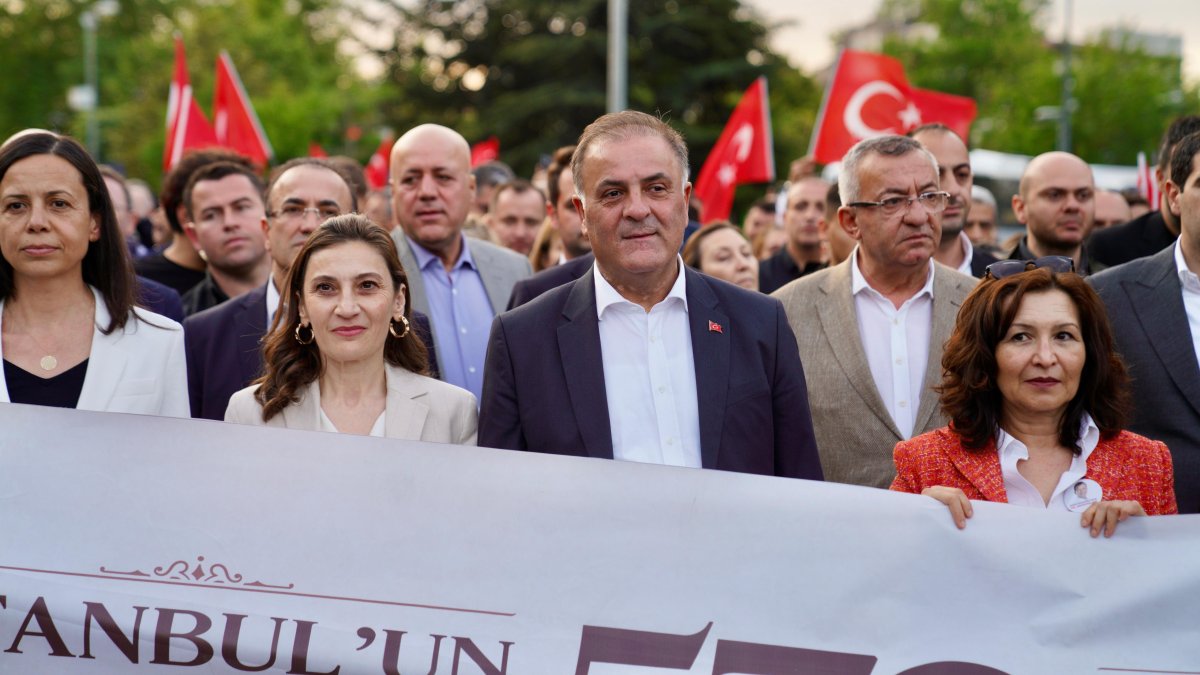 İBB’den Saraçhane'de fetih anması: İstanbul'a sahip çıkmak Fatih'e borcumuz