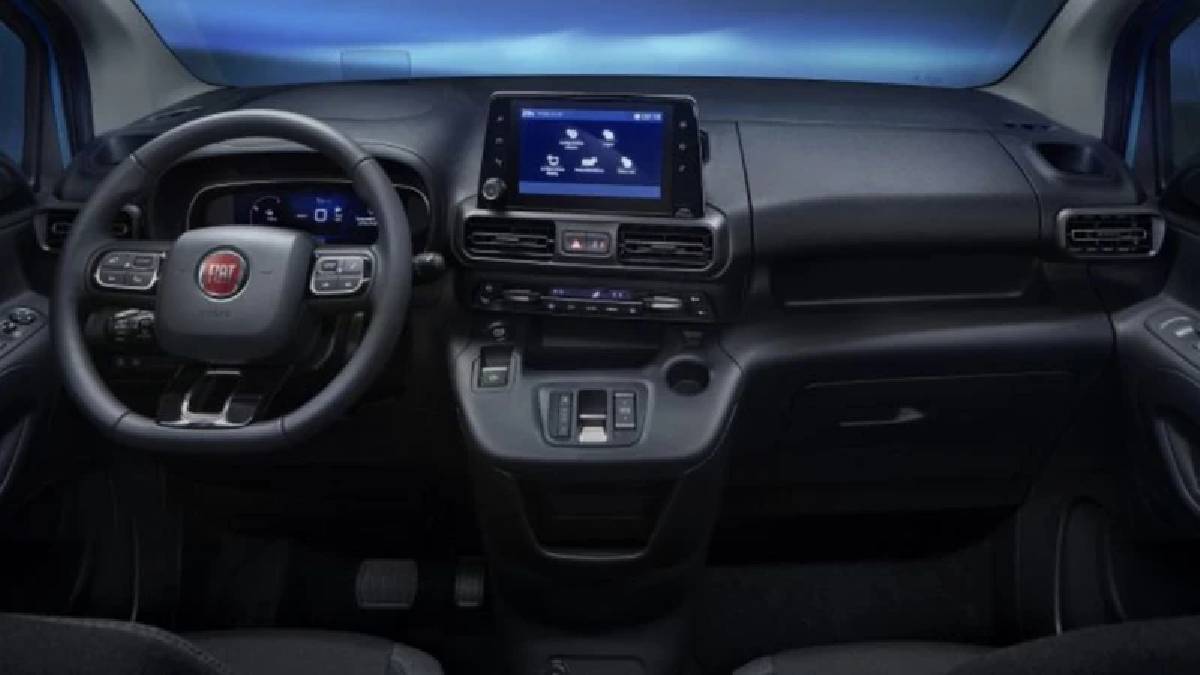 Fiat’tan otomobil piyasasını karıştıracak hamle! 900.000 TL’ye 2025 model: Üstelik elektrikli olarak geliyor…