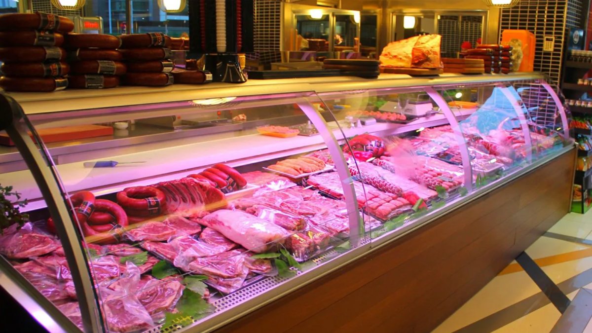 Kurbanlık fiyatları el yakıyor: "Mevcut politikalar sürdüğü takdirde et ve süt vitrinde süsleme olur"