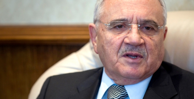 Yeni Milli Savunma Bakanı Vecdi Gönül oldu