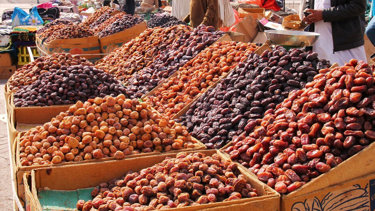 Marketten hurma alırken dikkat! O iki marketteki hurmalar apar topar toplandı: Metal parça bulunma riski...