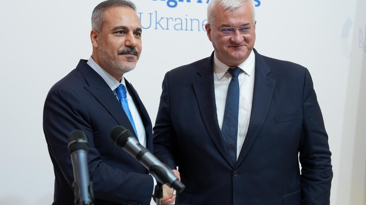 Fidan: 'Ukrayna'da ya savaş ya kalıcı barış'