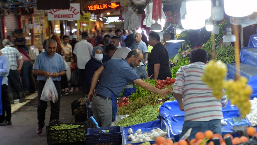 Açlık sınırı 25 bin TL’yi aştı: Yoksulluk sınırı asgari ücretin dört katına dayandı