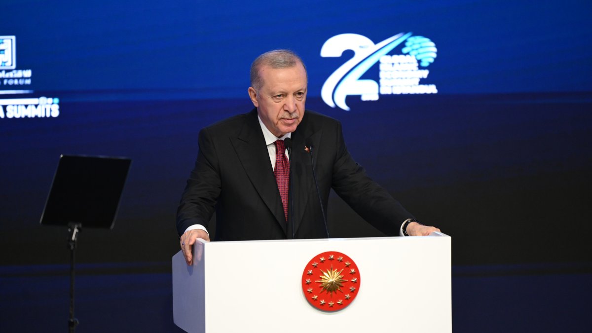 Erdoğan: Faizsiz ekonomi özlemimi gür bir şekilde dillendireceğim