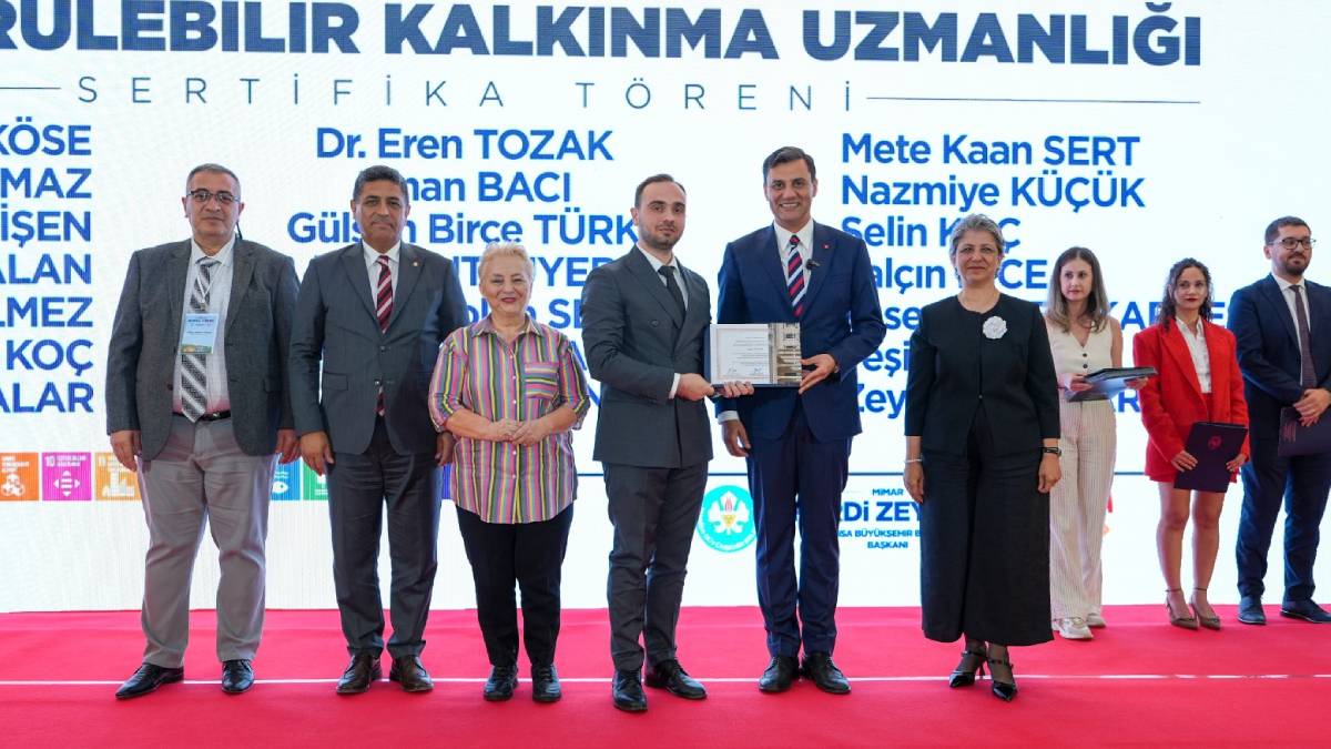 Başkan Zeyrek: “Zirvede ortaya çıkan fikirler, Manisa’nın geleceği için bir eylem rehberine dönüşecek”