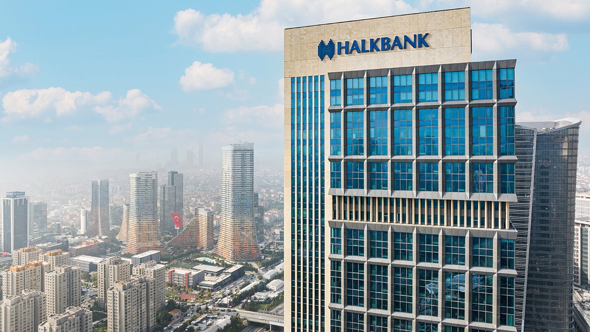 Halkbank BDDK'ya başvurdu: Bir banka daha geliyor