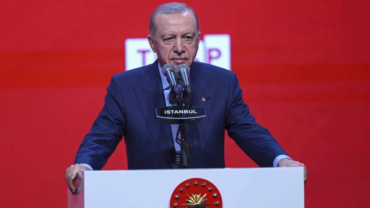 Erdoğan: Emrihak vaki olana kadar da yine burada olacağız