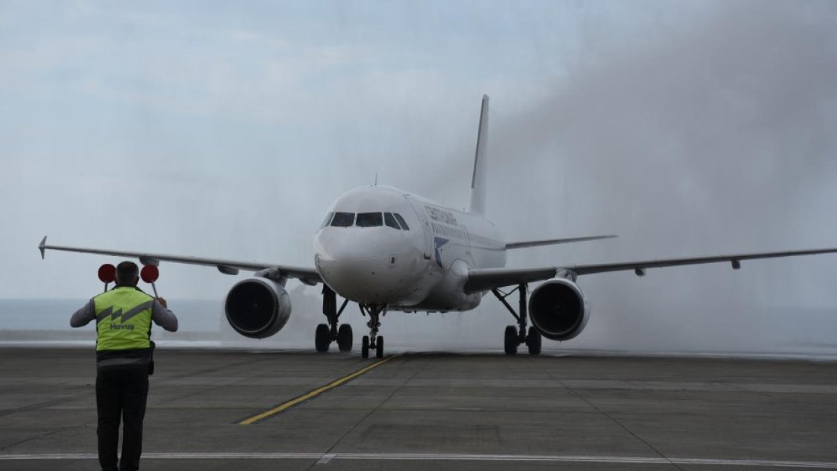 Taşkent ile Trabzon arasında direkt uçak seferleri başladı