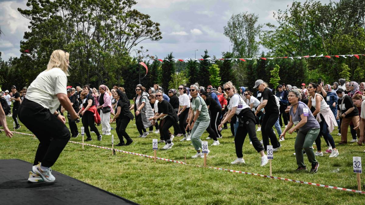 ABB’den rekor denemesi: Başkentli kadınlar Guınness için aerobikte buluştu