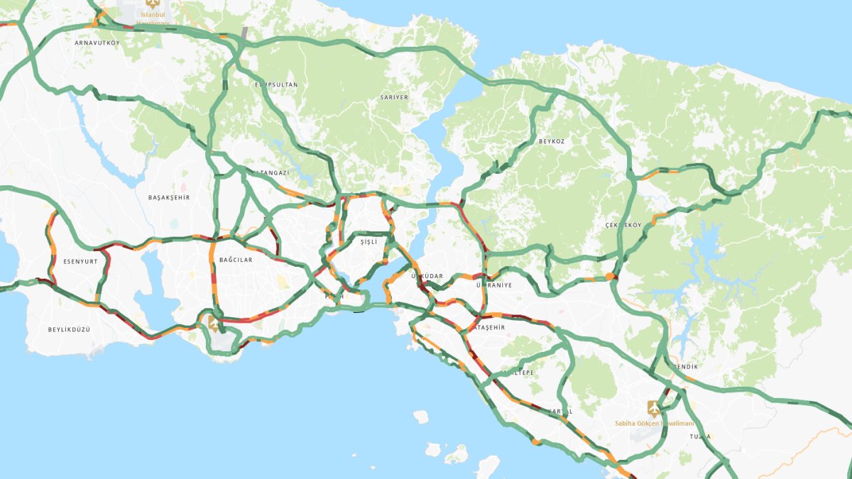 Bayram öncesi İstanbul'da yollar boş kaldı