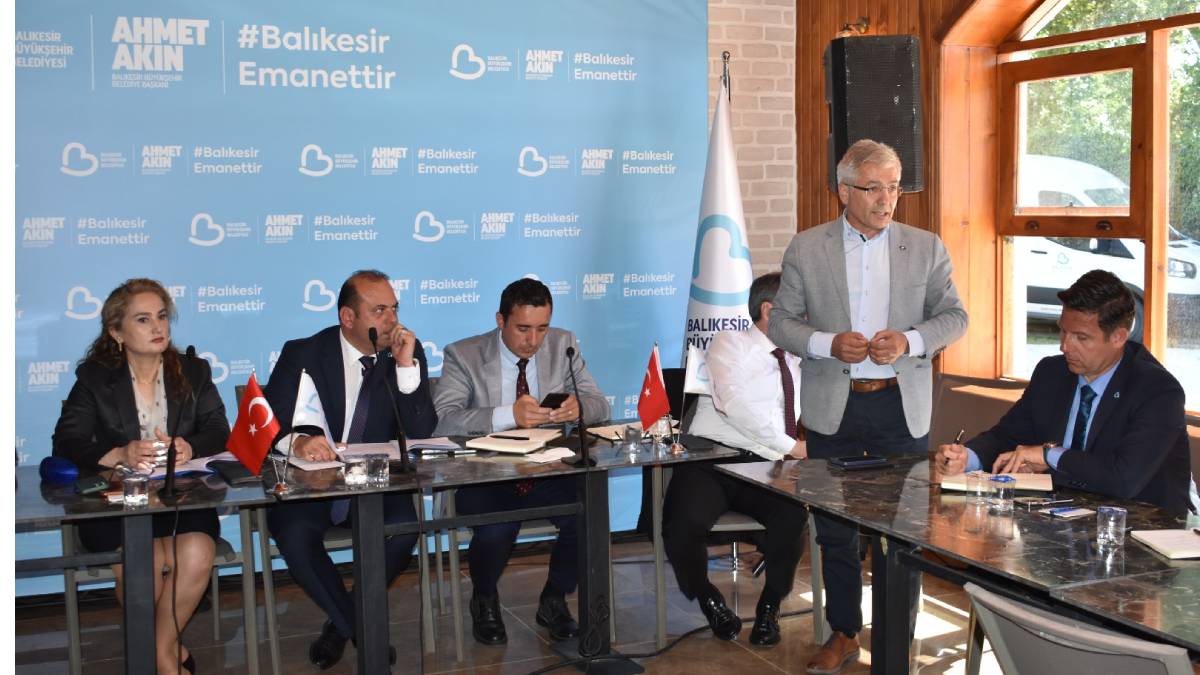 Büyükşehir’den muhtarlarla yakın temas