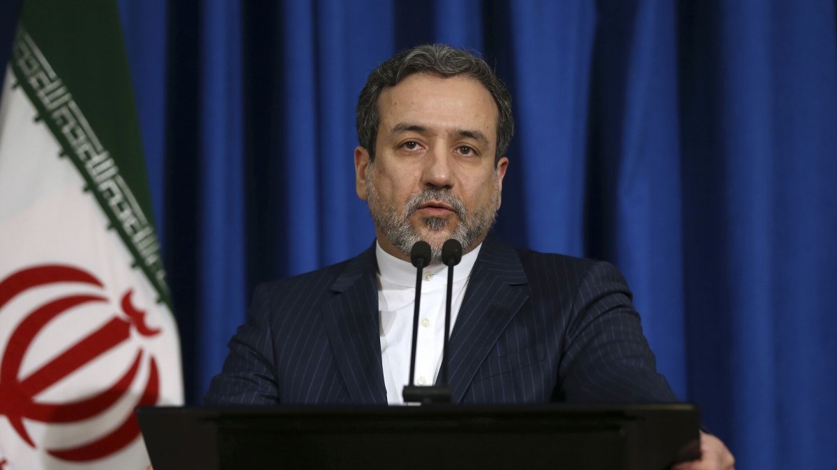 Erakçi: İran'ın haklarına saygı gösterilmeden nükleer anlaşma olmaz