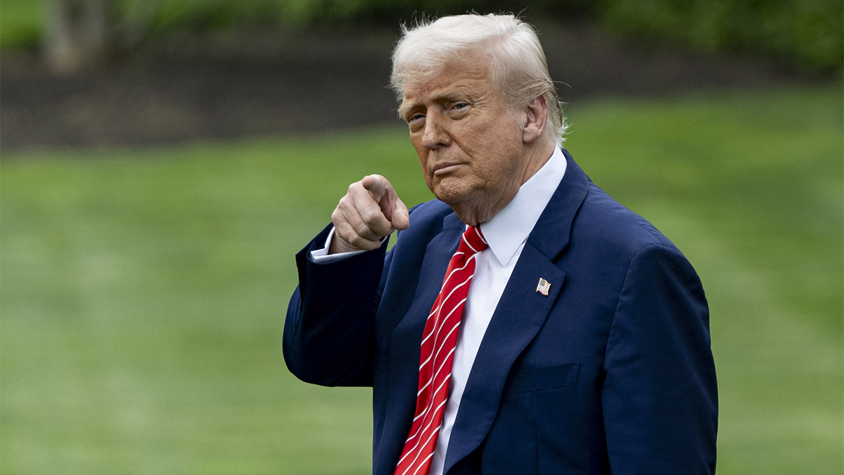 Trump’tan Türkiye’de barış zirvesine yeşil ışık: Putin ve Zelenski ile görüşmeye açığım