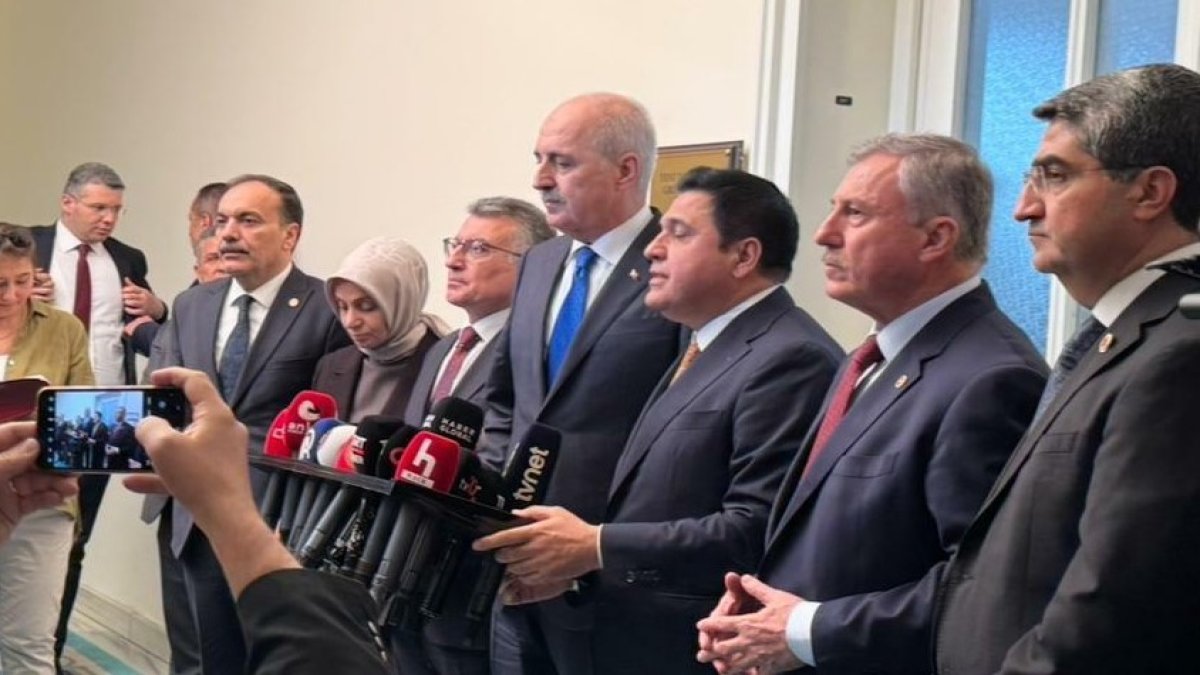 Kurtulmuş’tan “Terörsüz Türkiye” temasları: Komisyon kuruluşu için zemin yoklanıyor