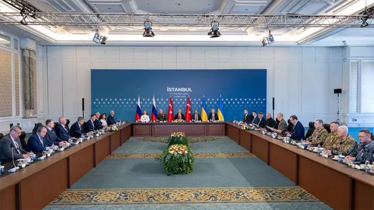 Ukrayna heyeti büyük avantajla İstanbul’da: Sahada vurdu masaya oturdu