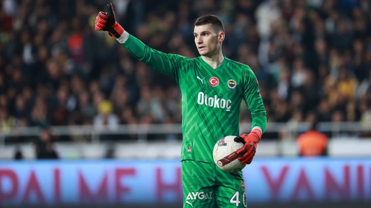 Livakovic ayrılık iddialarına cevap verdi! Hırvat kaleci ülkesinin basınına konuştu