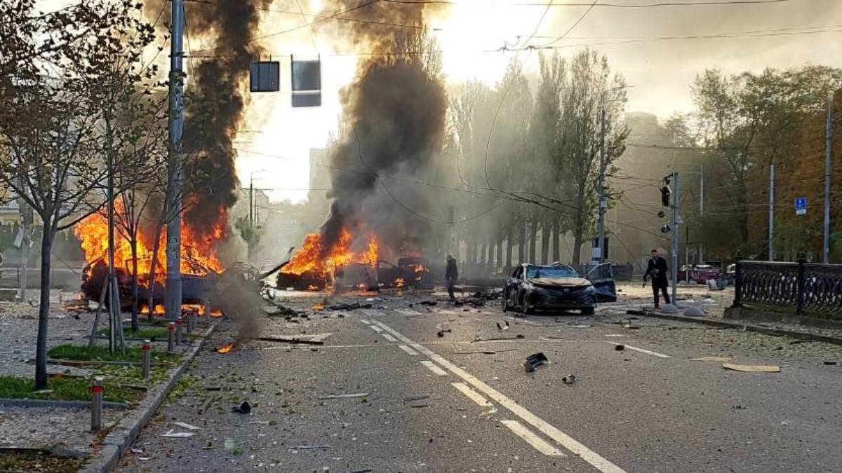 Rusya'dan Ukrayna'ya roket saldırısı: 3 ölü, 16 yaralı