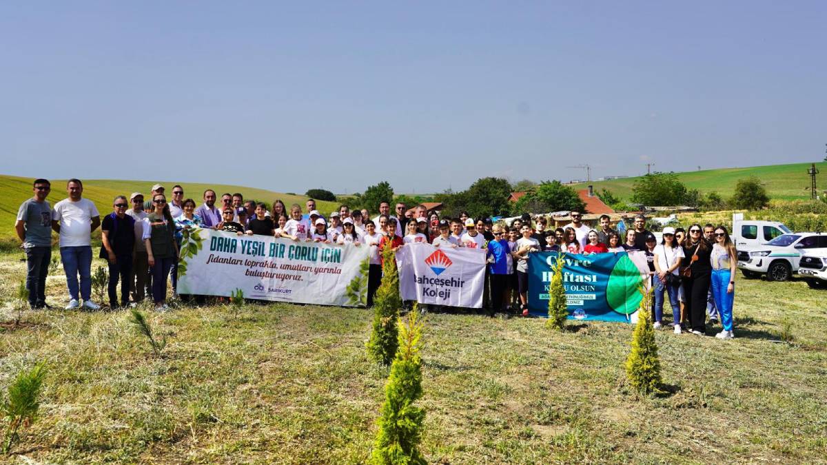 Toprağa fidan, yarınlara umut dikildi