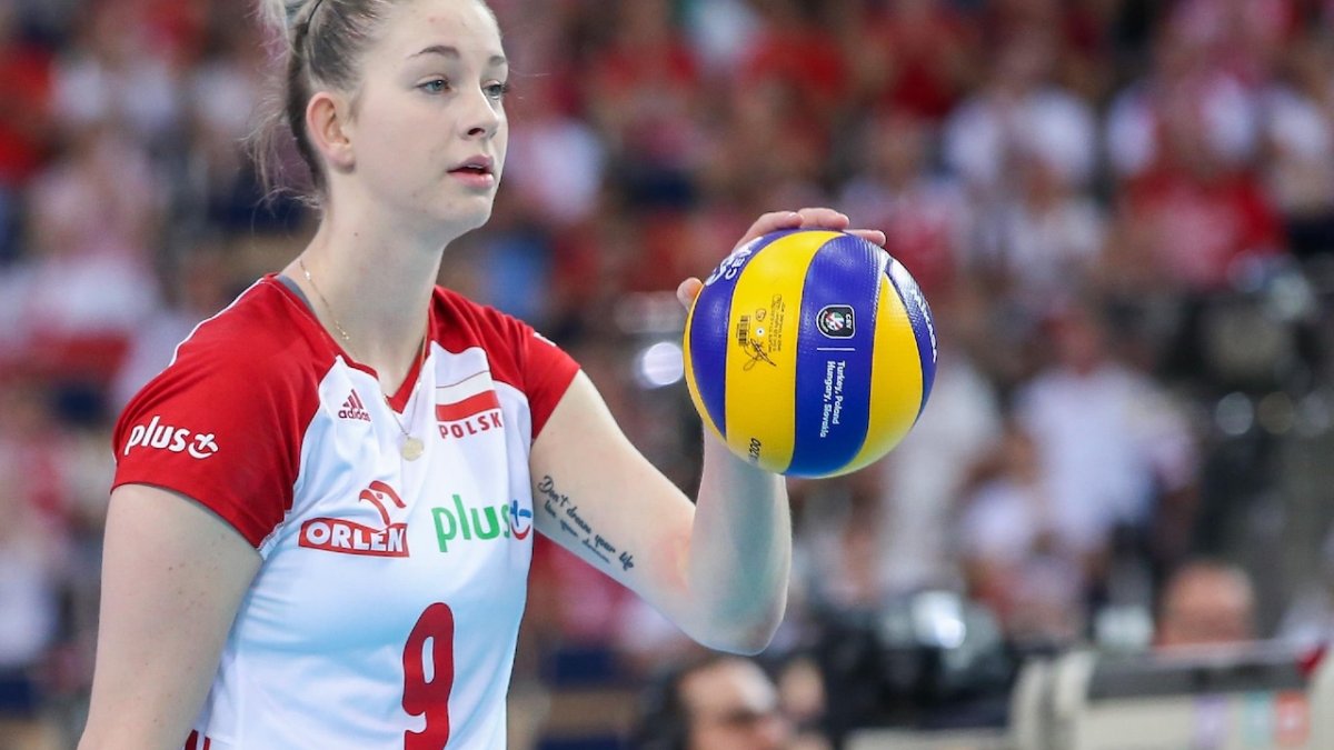 Eczacıbaşı Dynavit, yeni pasör çaprazıyla imzaları attı