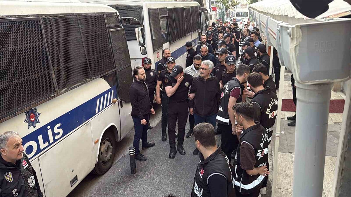 İBB soruşturmasında 5. dalga: 3 kişiye tutuklama, 30 kişiye tutuklama talebi
