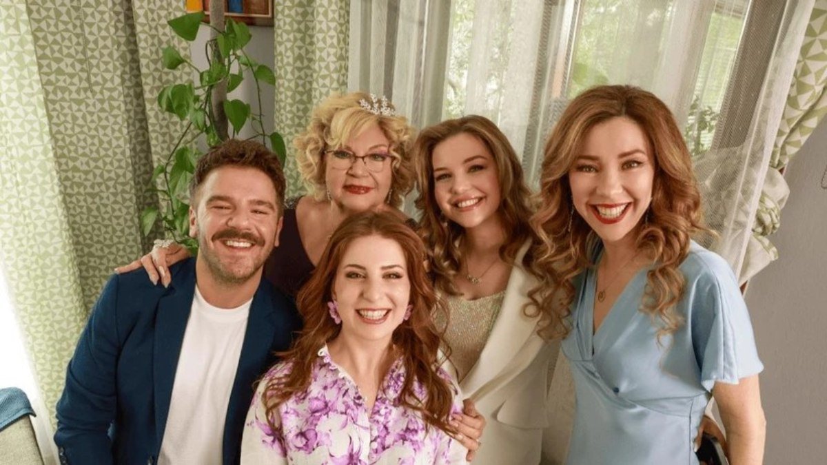 Sihirli Annem Hepimiz Biriz sinemada kasayı salladı: Yüz binler toplandı