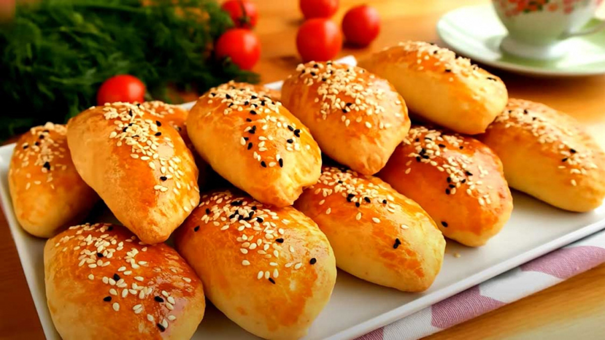 Pastaneye gerek yok! Evde yapılan bu yumuşacık poğaça tarifi sosyal medyada viral oldu!