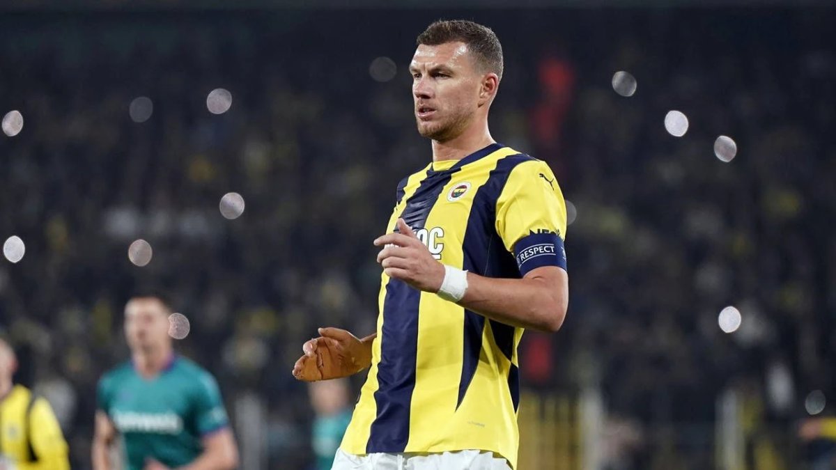 İspanyol devi, Fenerbahçe'den ayrılan Edin Dzeko için devreye girdi: İspanya basını transferi duyurdu