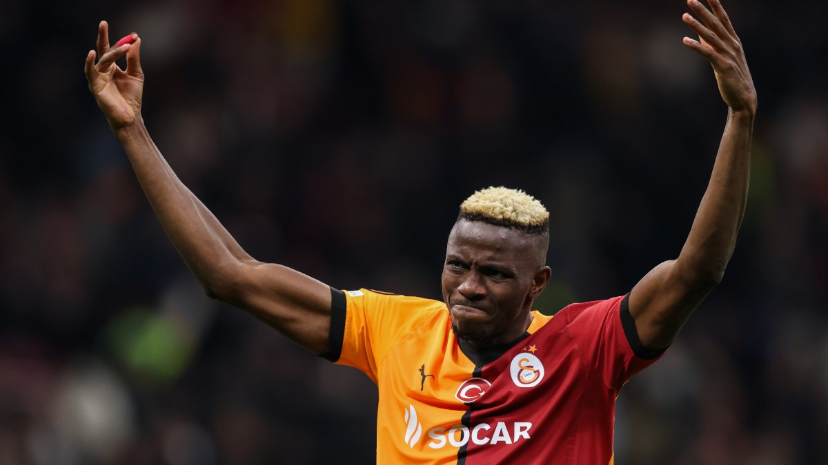 Galatasaray'dan Victor Osimhen'e rekor teklif: Sarı-kırmızılılar Nijeryalı yıldız için kesenin ağzını açtı
