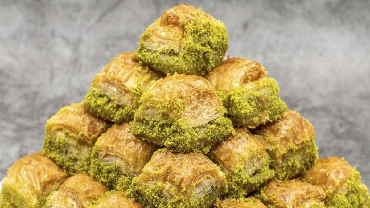 20 baklava numunesinin 5'inde bakteri çıktı