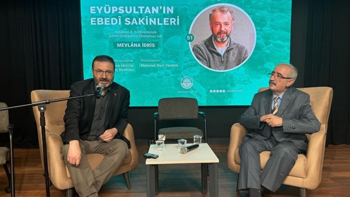 KARAR yazarı Mevlâna İdris, vefatının 3. yılında Eyüpsultan'da anıldı