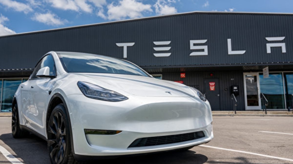 Tesla hayranlarına müjde: Envanter çilesi bitiyor! Türkiye'ye Model Y yağacak