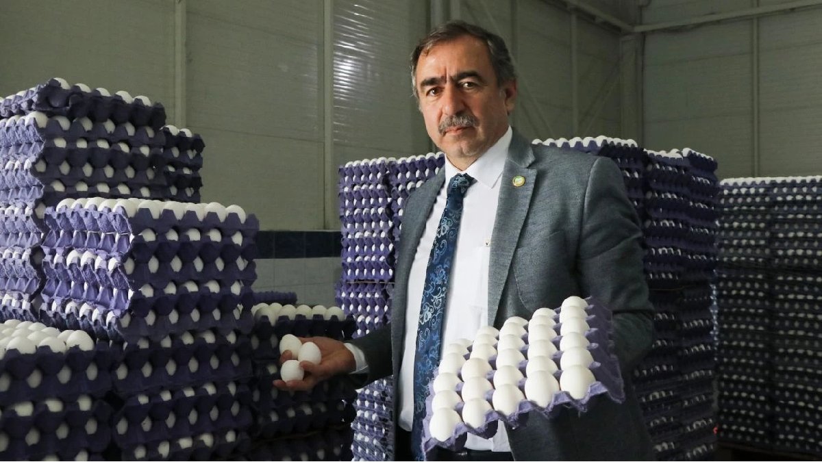 Fiyatlar çıktığı gibi düşmüyor! Üreticilerden marketlere tepki: Yumurta fiyatları makul seviyede olmalı