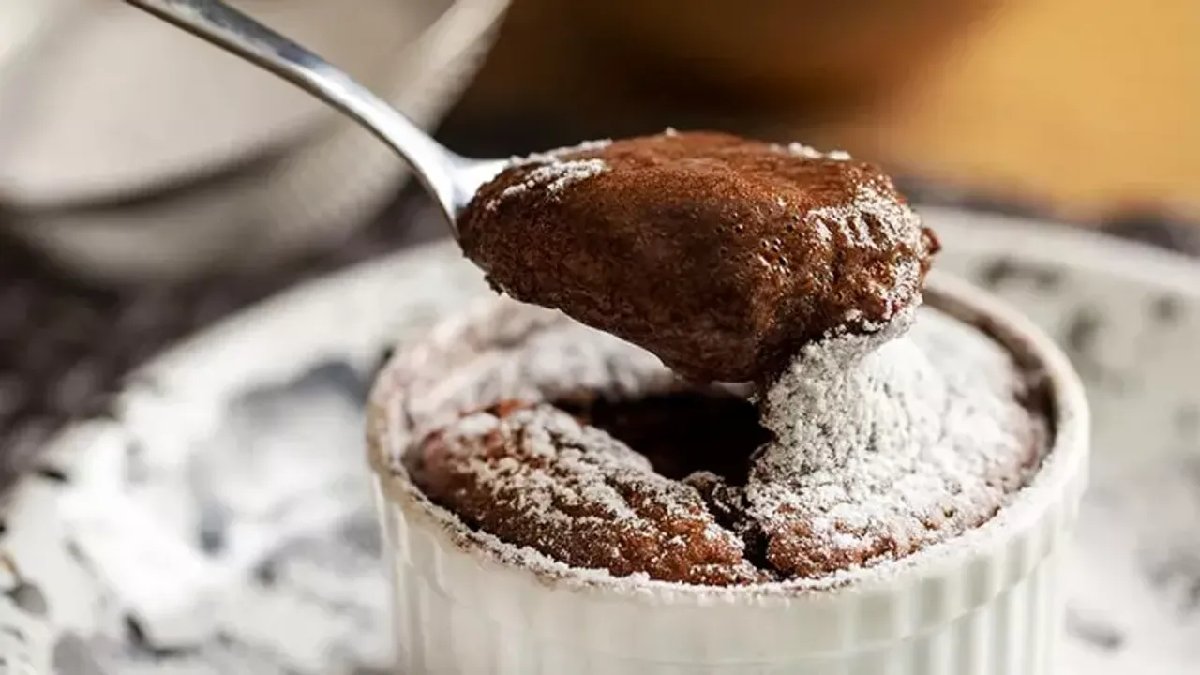 Yalnızca 2 dakikada hazır olacak! Tatlı krizlerine pratik çözüm! Göz açıp kapayıncaya kadar bitmiş olacak