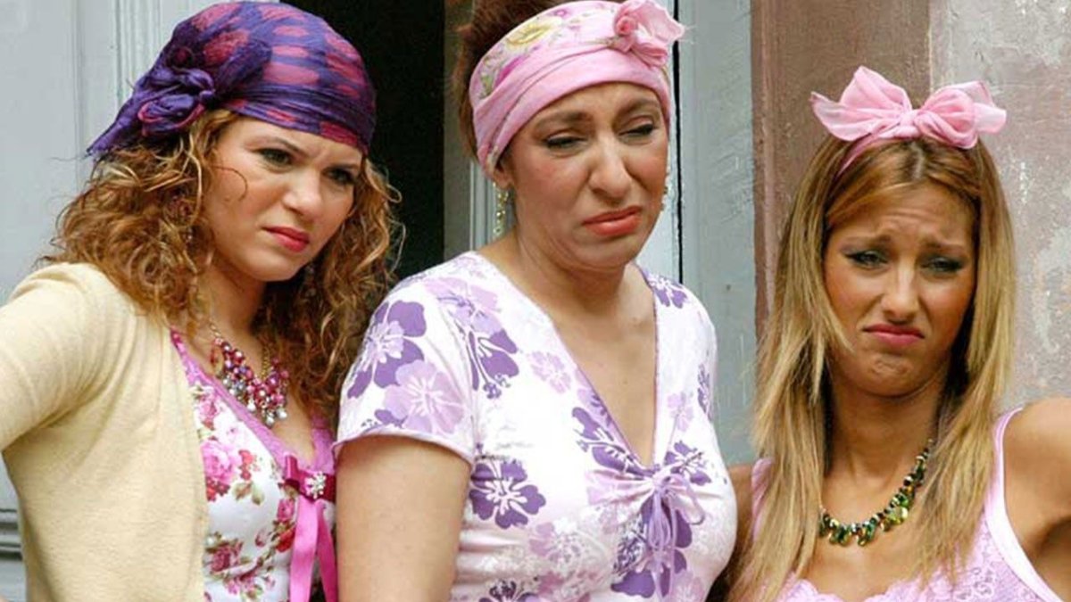 Yıllar sonra ekrana döndü! Melek Baykal’dan Pembe sürprizi