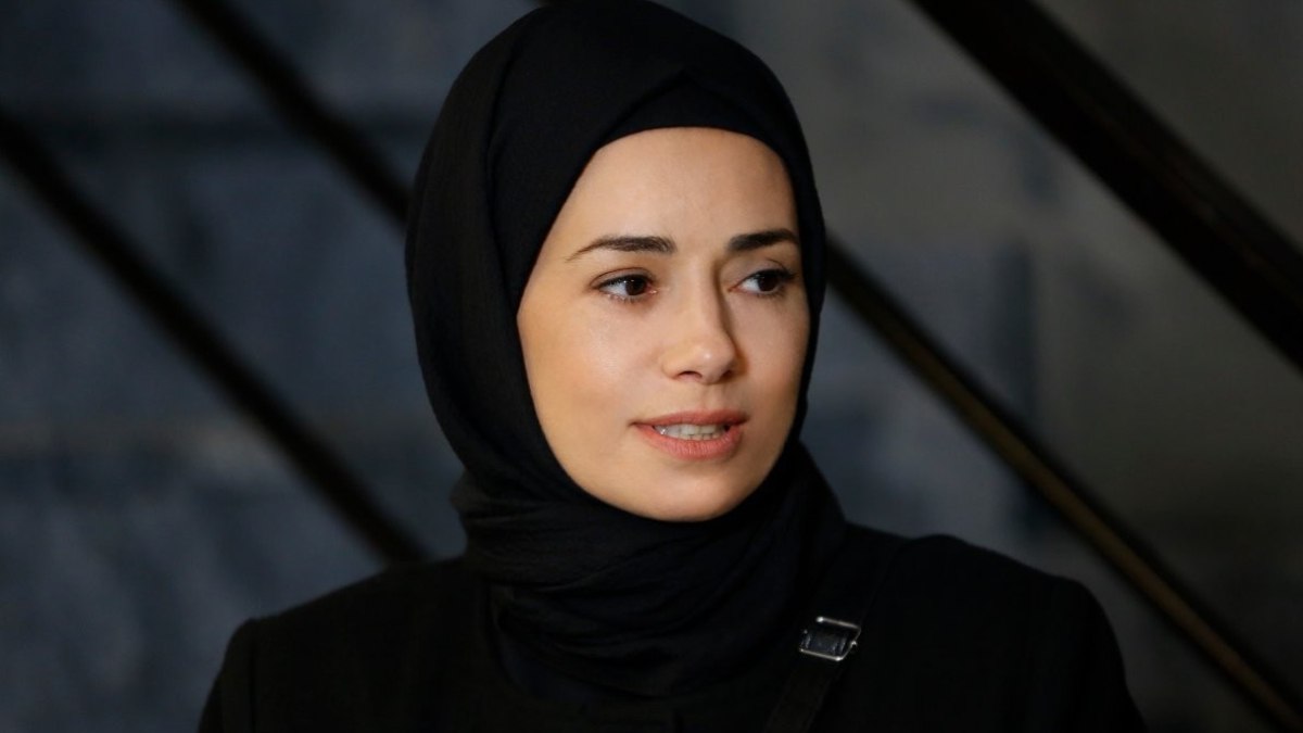 Yeni sezonun en çok konuşulacak dizisi için geri sayıma geçildi: Başrol için dev transfer tamam: Özgü Namal'ın yeni adresi orası