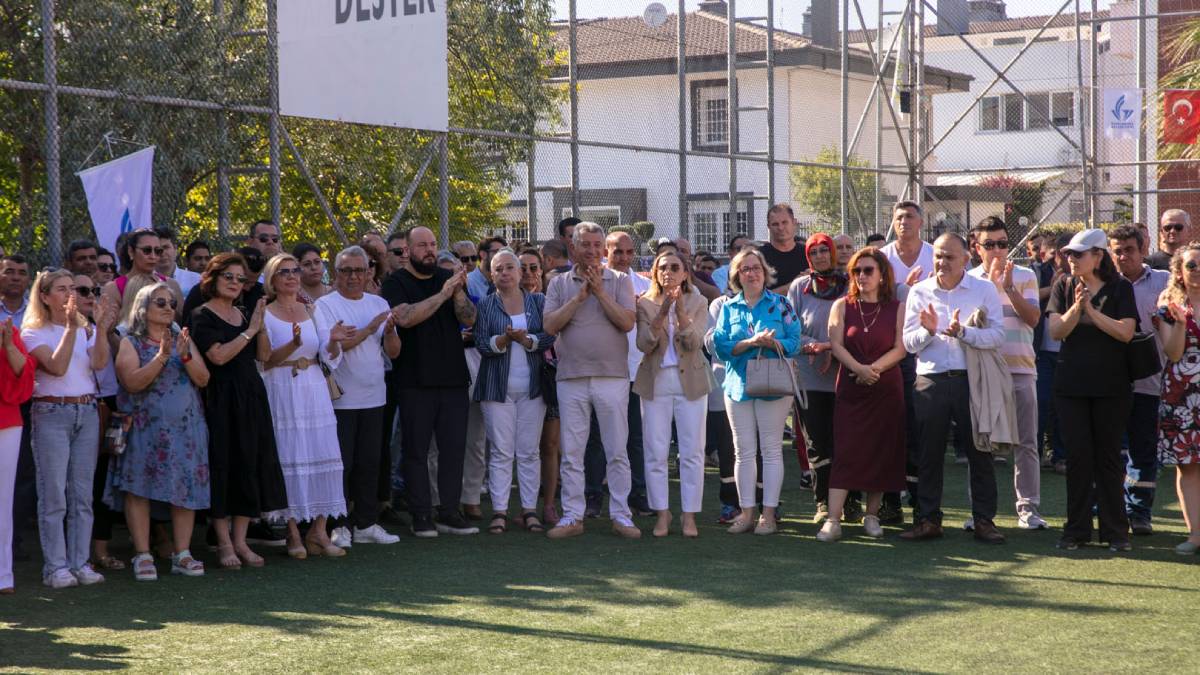 Güzelbahçe’de önce açılış sonra bayramlaşma