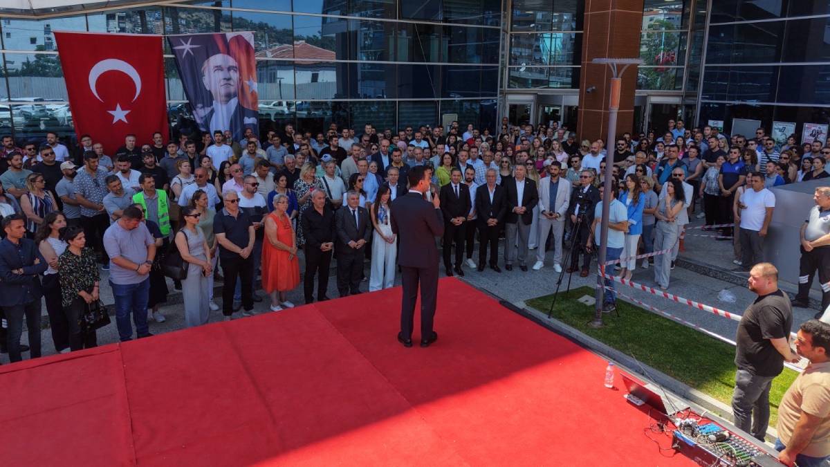 Başkan Önal, personeliyle bayramlaştı