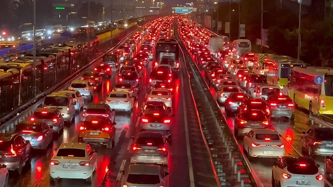 İstanbul’un havasını en çok trafik kirletiyor