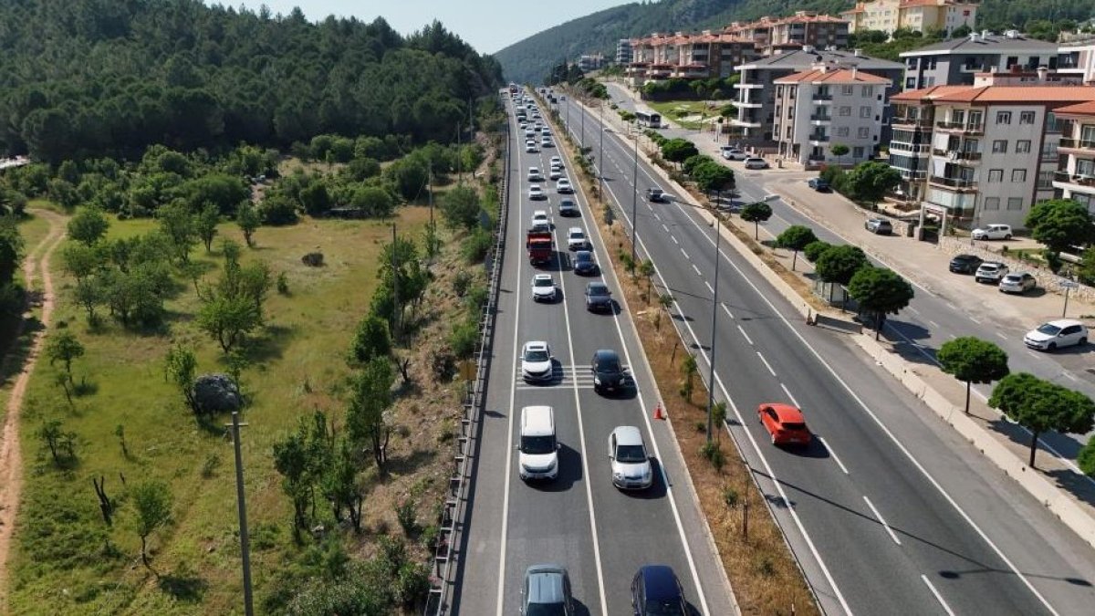 Kurban Bayramı tatilinde Muğla’da trafik yoğunluğu: Uzun araç kuyrukları oluştu