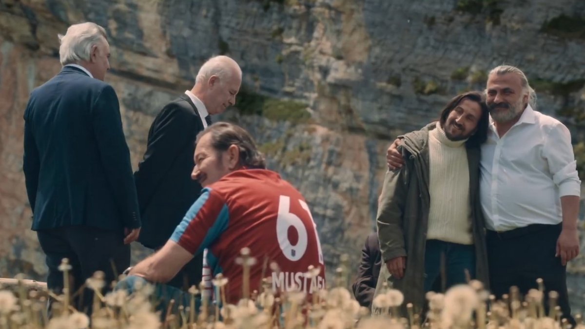 Trabzonspor'un forma tanıtım videosu paylaşım rekorları kırıyor: 3,4 milyon izlenme aldı