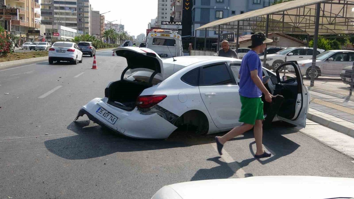 Arefe gününde acı bilanço: Trafik kazalarında 10 kişi hayatını kaybetti
